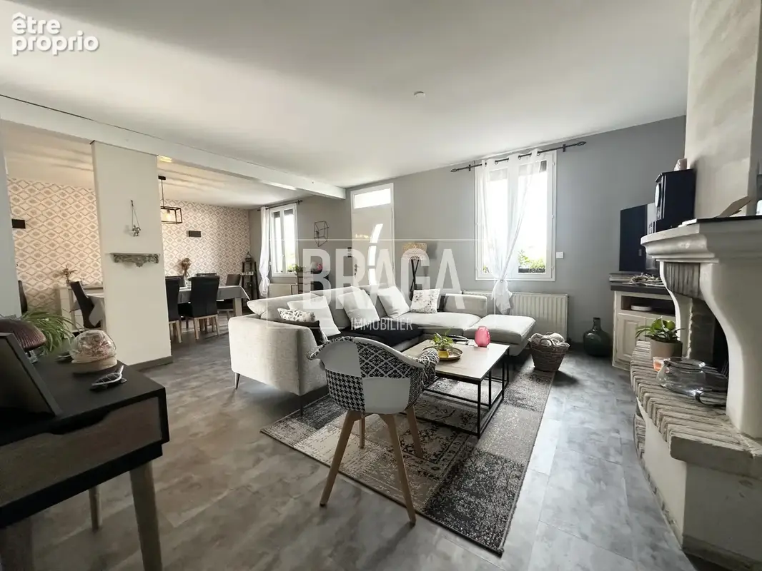 Deux Maison semi mitoyenne 135m2  3 chambres jardin et petite maison attenante de 45m2 - photo 1