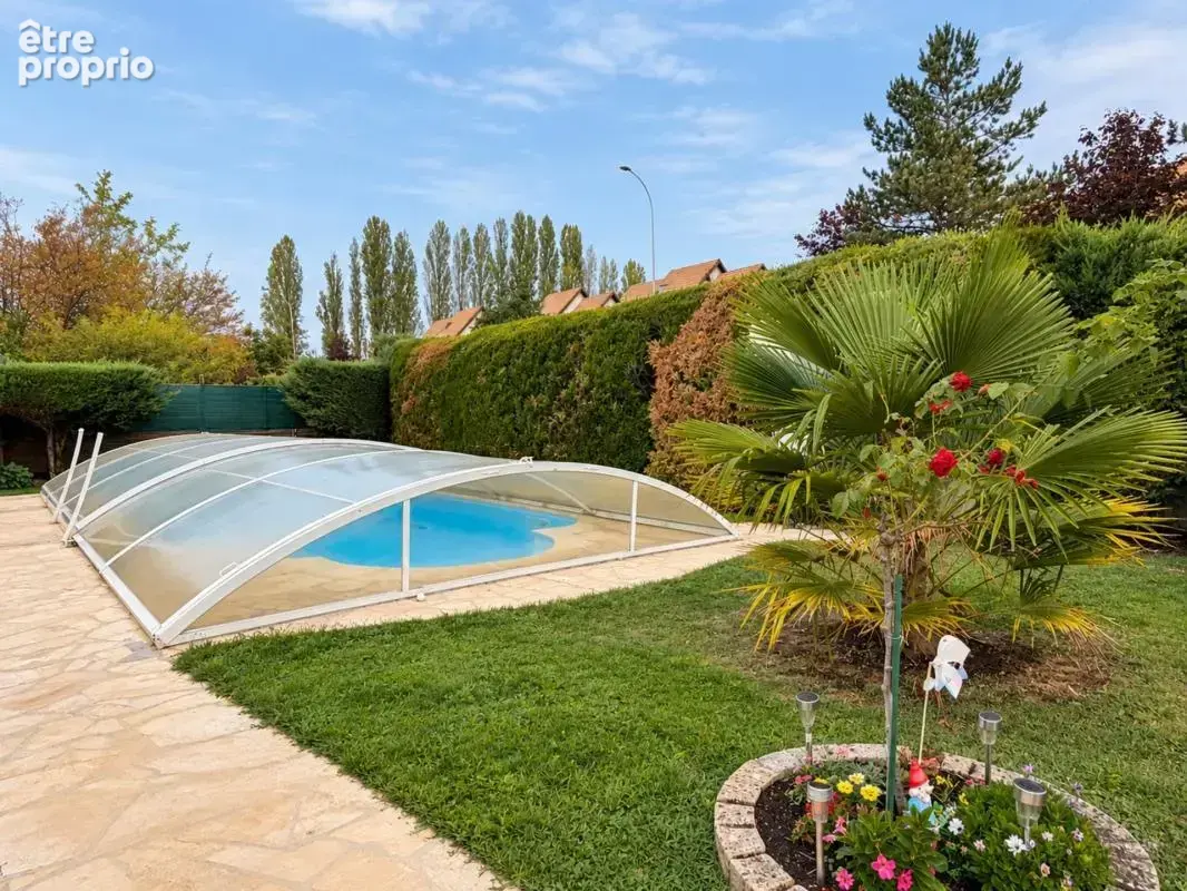 Pavillon individuel de plain pied avec piscine - photo 2
