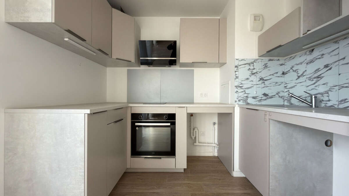 Appartement à CORBEIL-ESSONNES