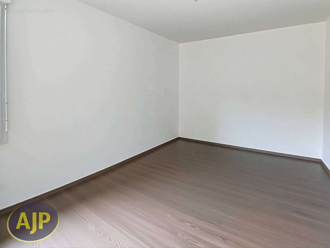 Appartement à SAINTE-LUCE-SUR-LOIRE