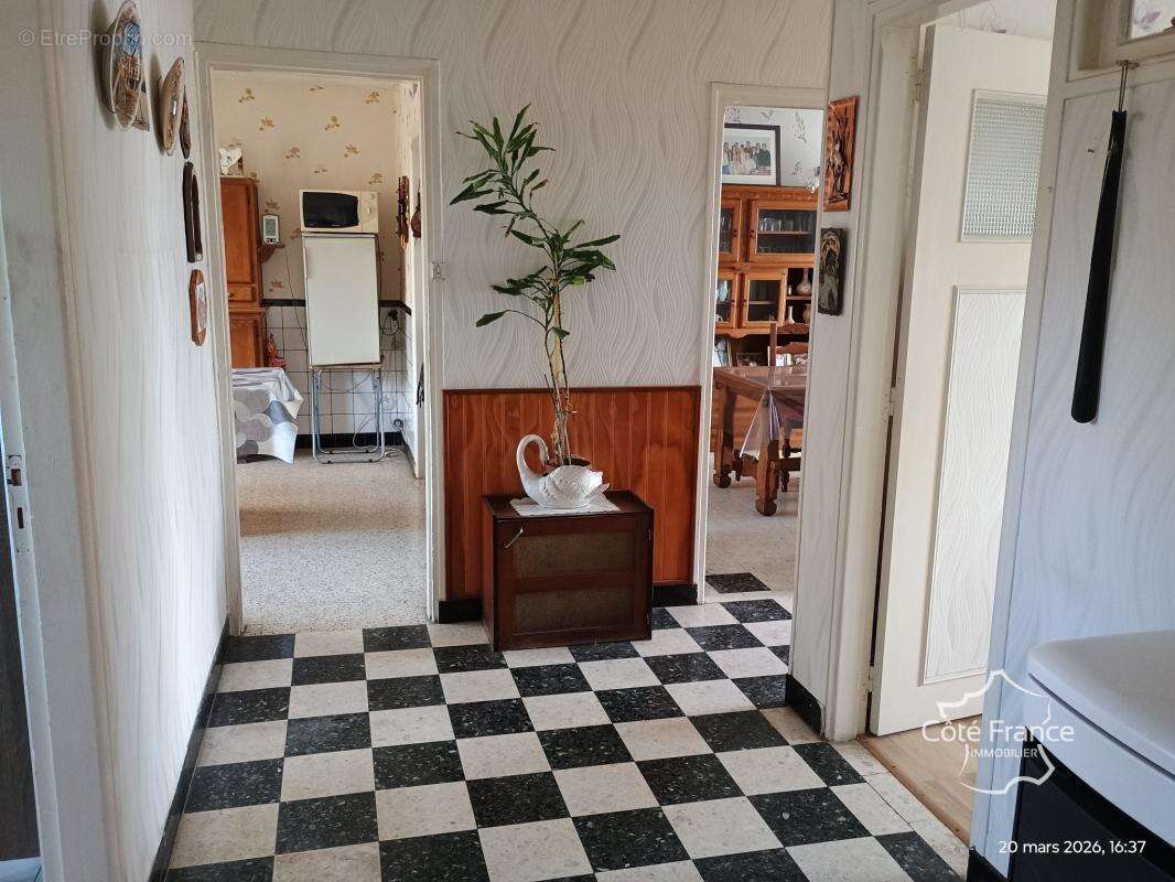 Maison à SAINS-RICHAUMONT