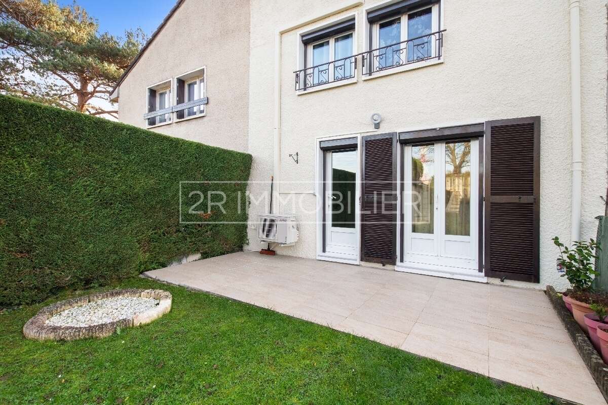 Maison à CHELLES