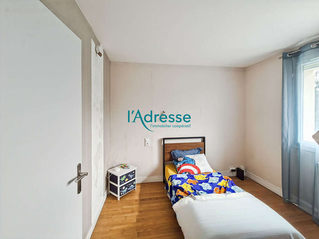 Maison à MONTREVAULT