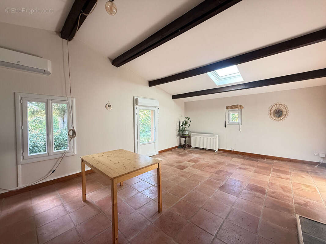 Ensemble immobilier avec deux maisons et piscine à Pujols - photo 14