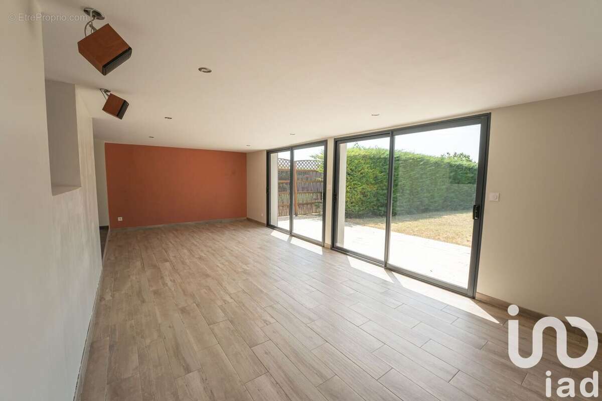 Photo 3 - Maison à DOUE-LA-FONTAINE