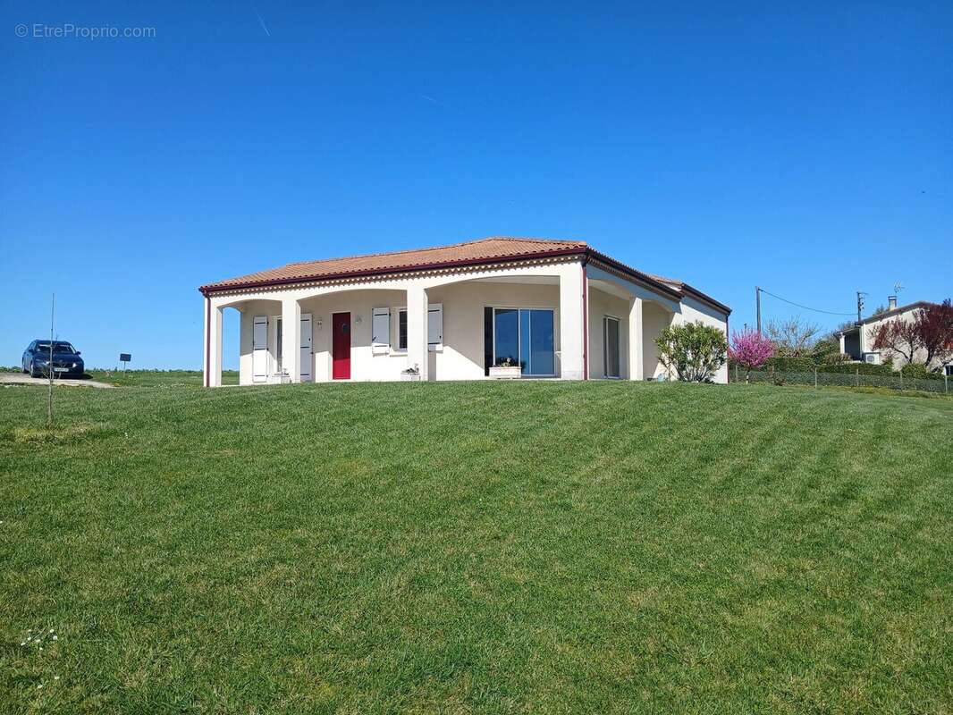 Maison à SAINT-PAUL-LIZONNE