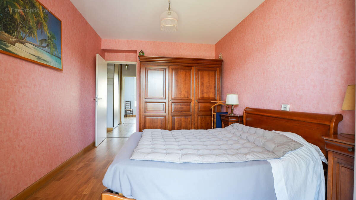 APPARTEMENT T4 Secteur Saint Alyre - photo 11