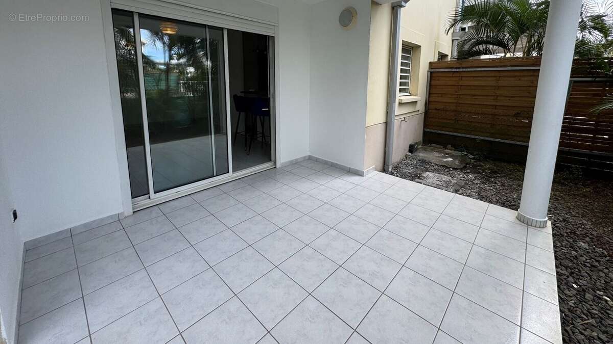 Appartement à SAINTE-SUZANNE