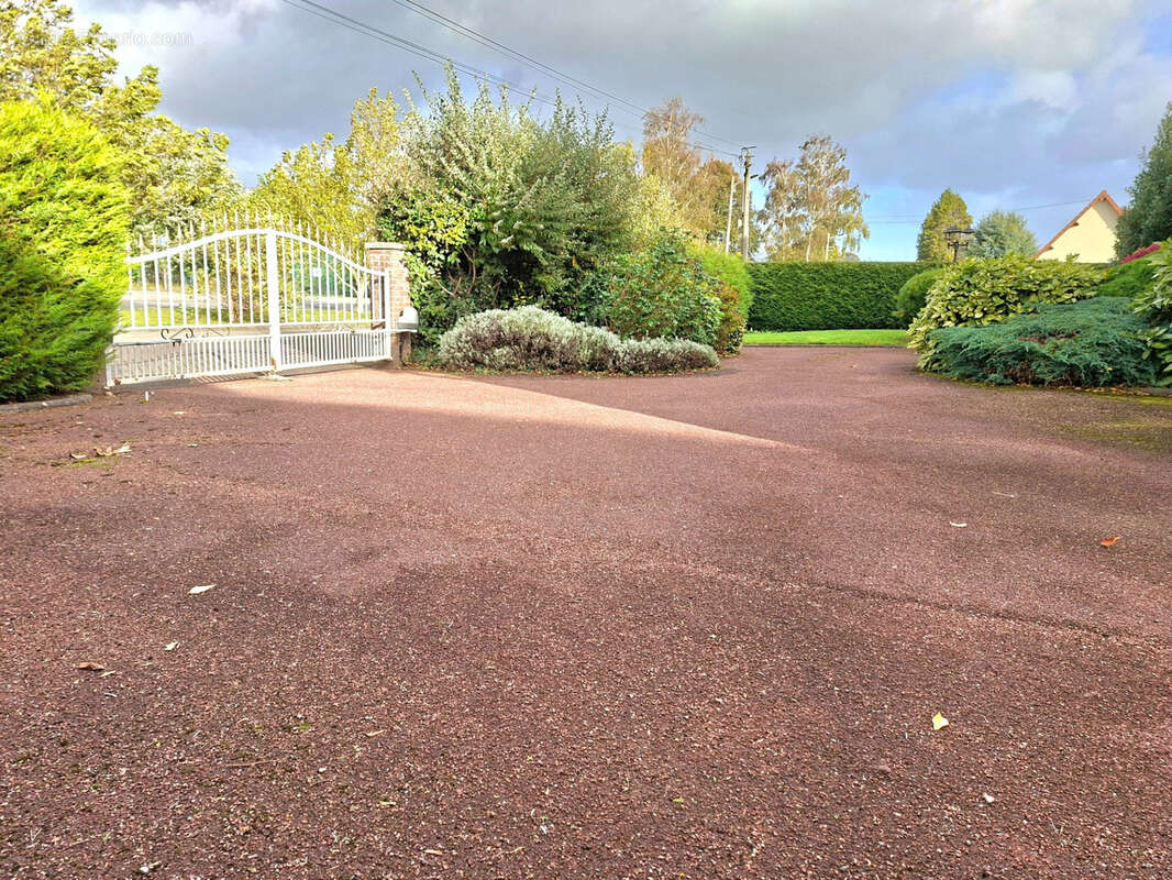 Maison à SAINT-NICOLAS-D'ALIERMONT