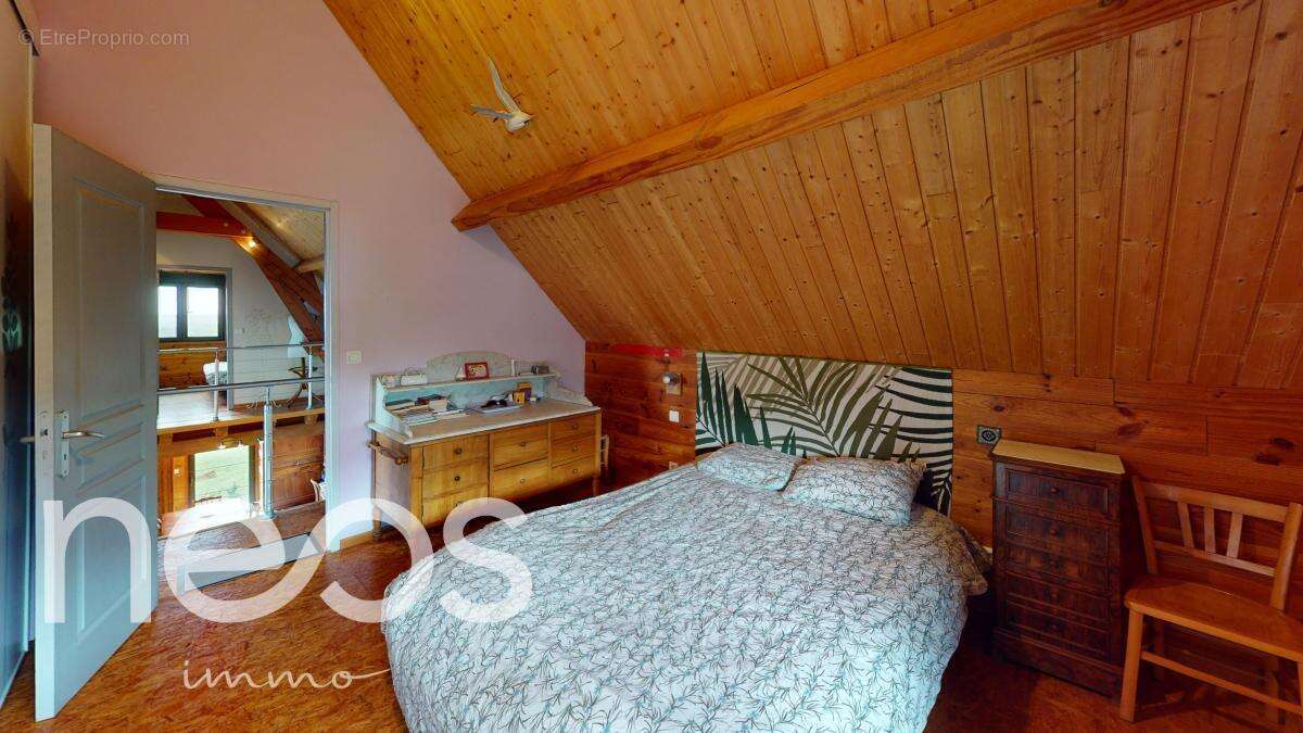 Maison à SAINT-AGNANT-DE-VERSILLAT