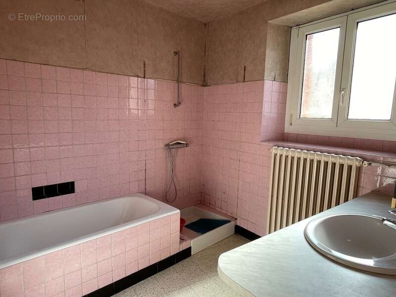 Maison à CHAMOUILLEY