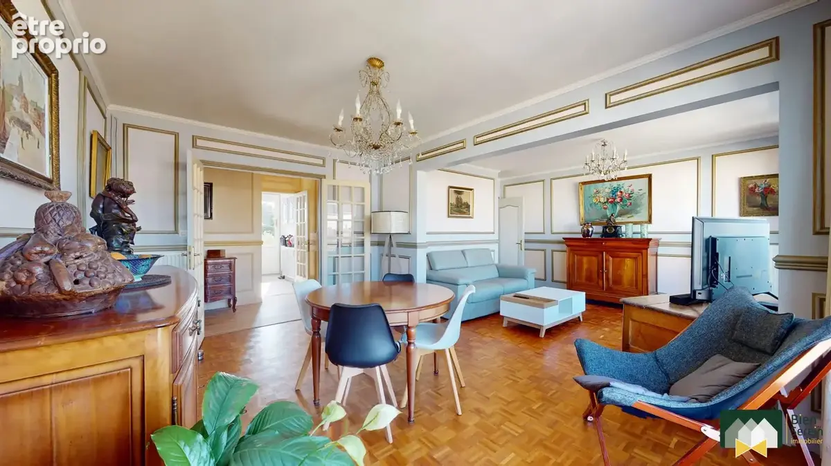 Appartement à LUCE