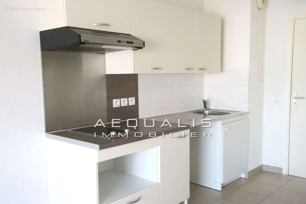 Appartement 27 m² à Saint-Laurent-Du-Var  - photo 5