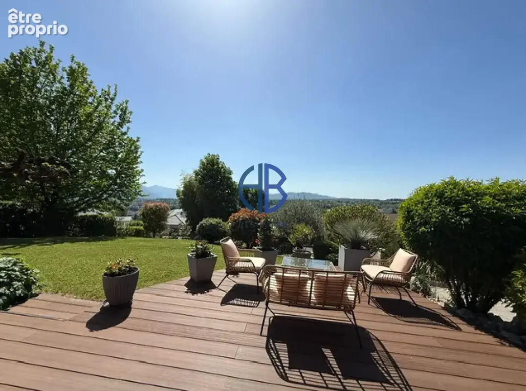 Maison à vivre de plain-pied  sur 100m² + 3-4 ch à étage  - 5 min à pied CENTRE-VILLE - photo 2