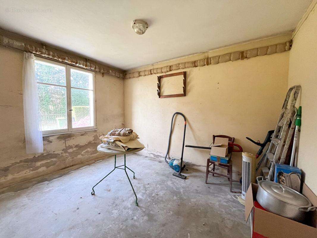 Maison à JEU-MALOCHES