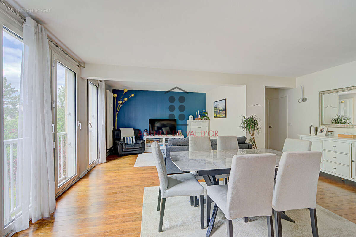 Appartement à RUEIL-MALMAISON