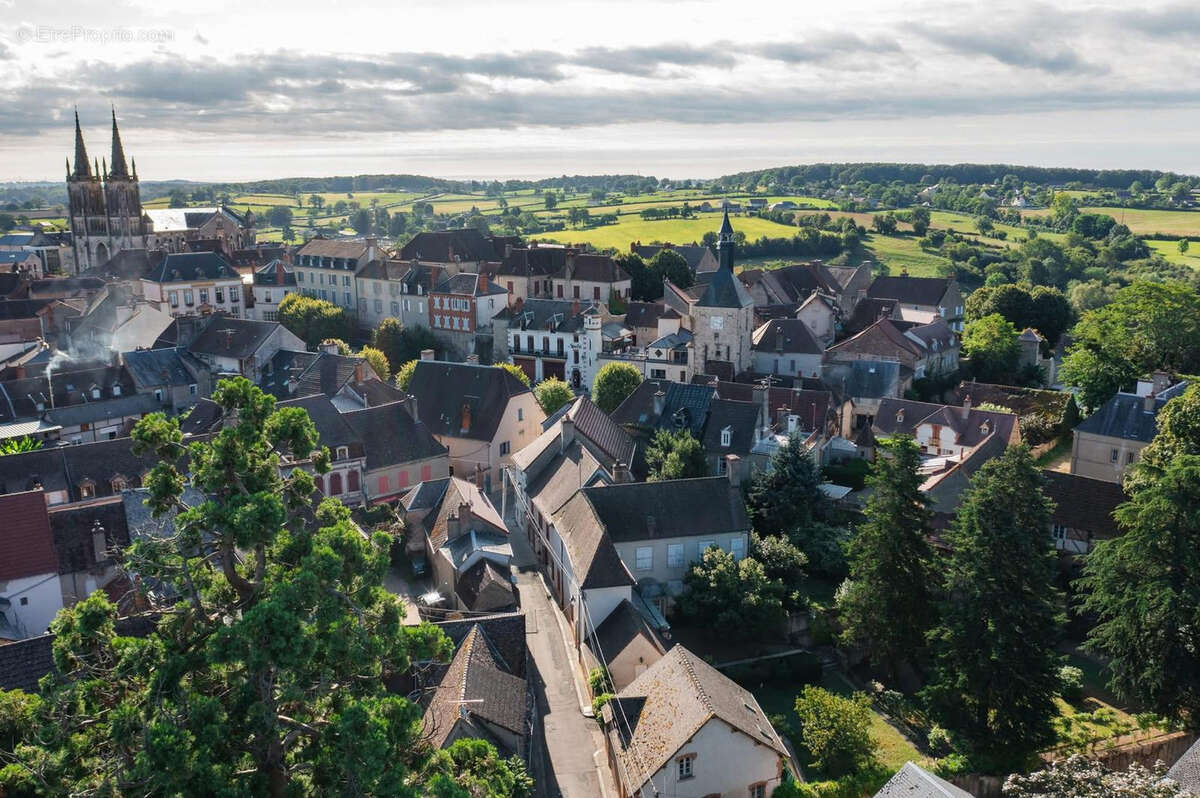 Maison à BOURBON-LANCY