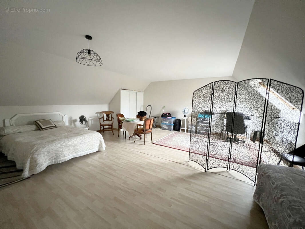 Maison à MARLY-LA-VILLE