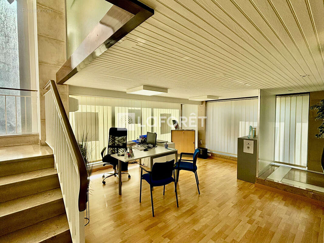 Commerce à CHAUMONT