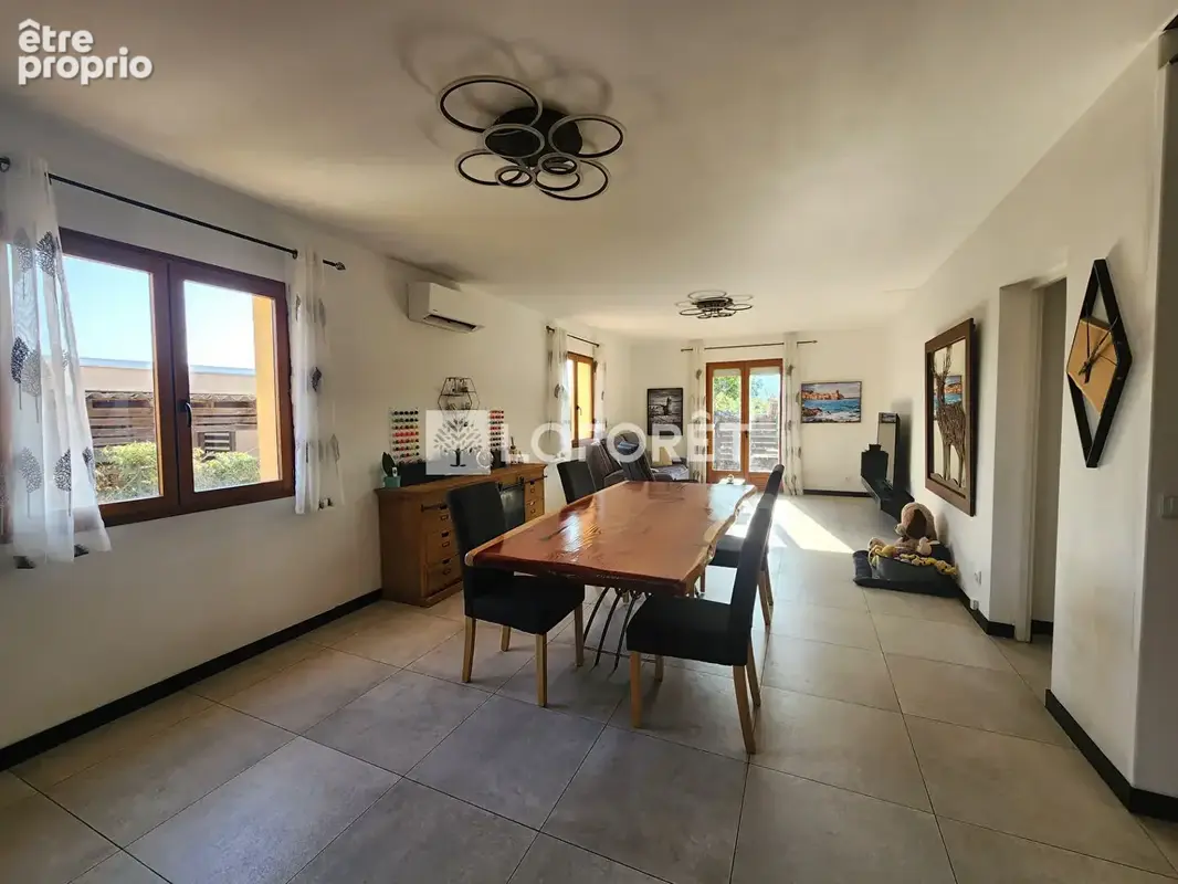 Maison 3 faces avec terrasse, garage et vue dégagée ! - photo 4