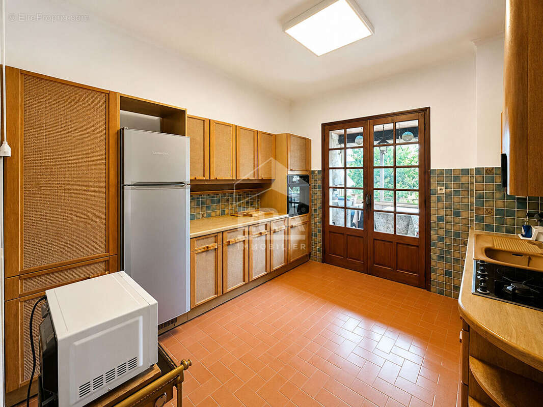 Maison 263m² à villeneuve-loubet - photo 6