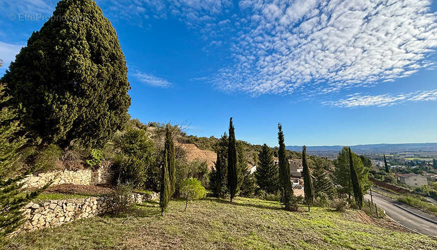 Terrain à CLERMONT-L'HERAULT