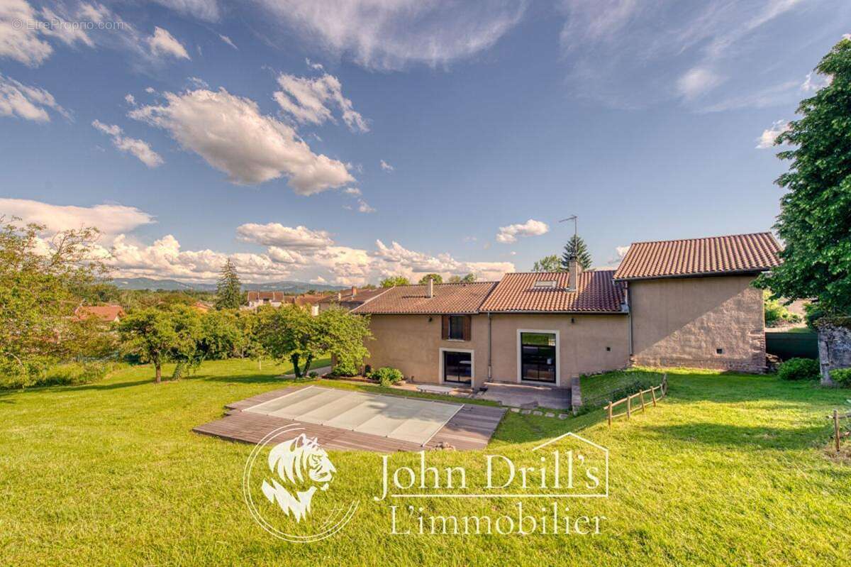 Maison à CHATILLON-LA-PALUD