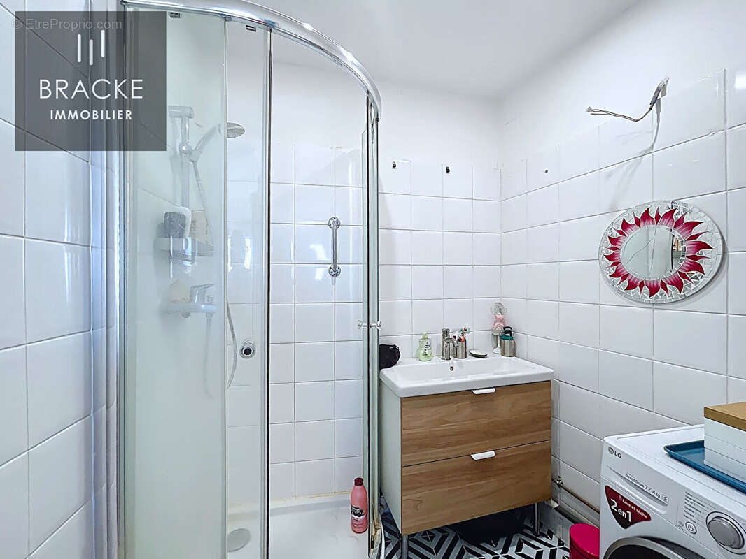 Appartement à LA GARENNE-COLOMBES