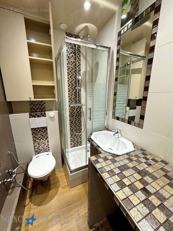 Appartement à PARIS-10E