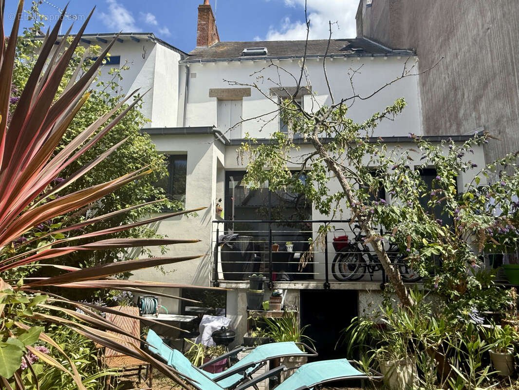 Maison à LE POULIGUEN