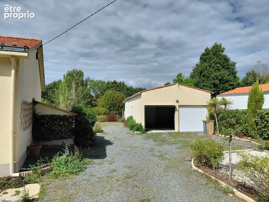 Maison 4 pièces 114 m² à vendre à Chateauneuf (85710) - photo 5