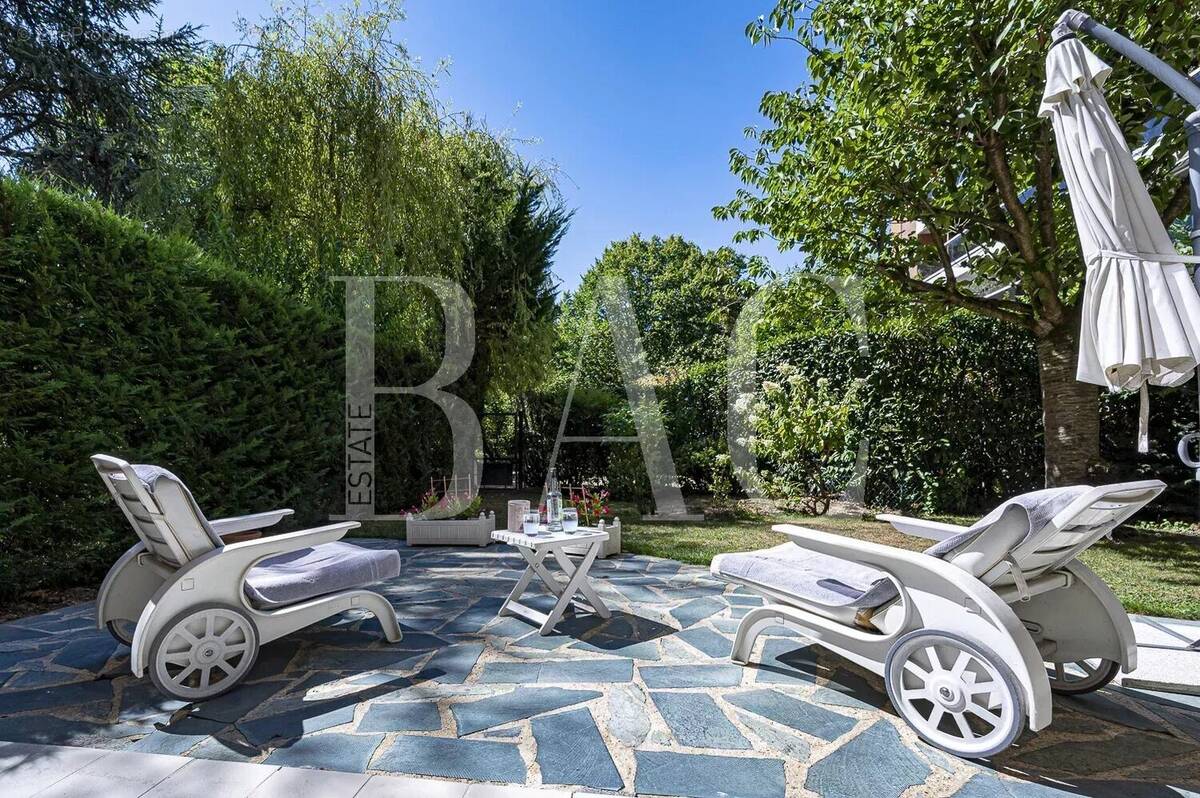 Appartement à VERSAILLES