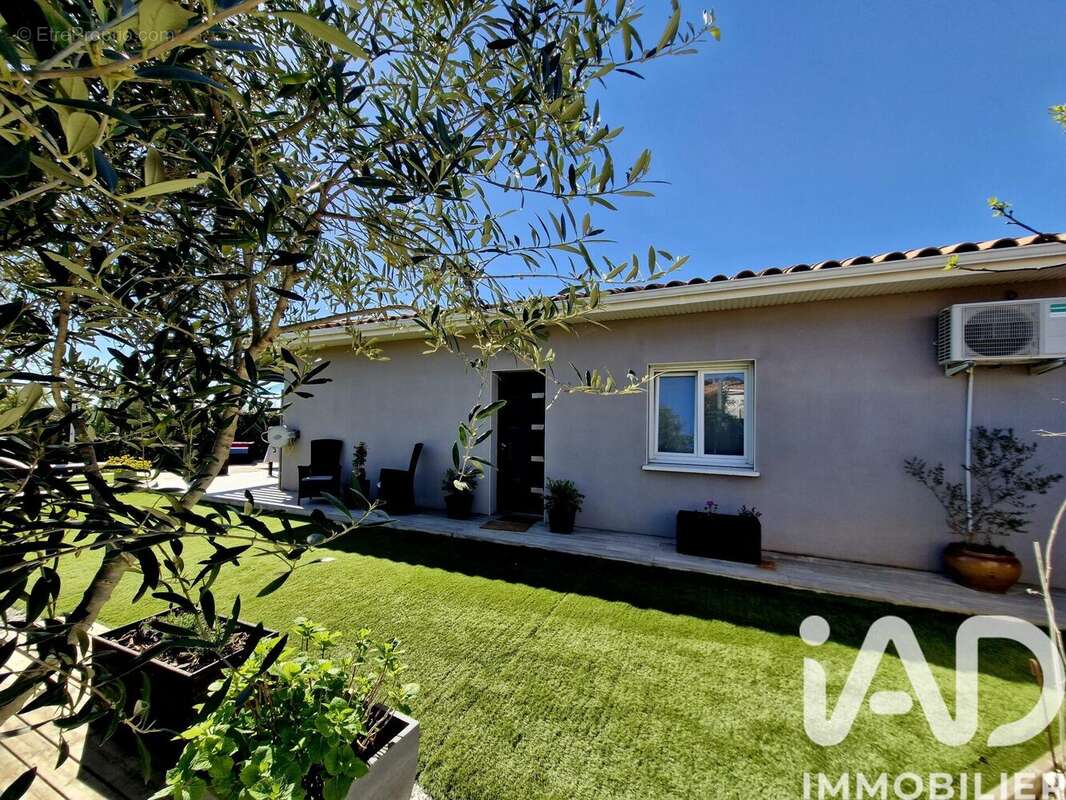 Photo 3 - Maison à LESPIGNAN