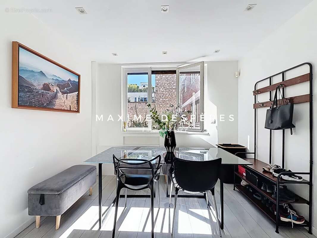 Appartement à NEUILLY-SUR-SEINE