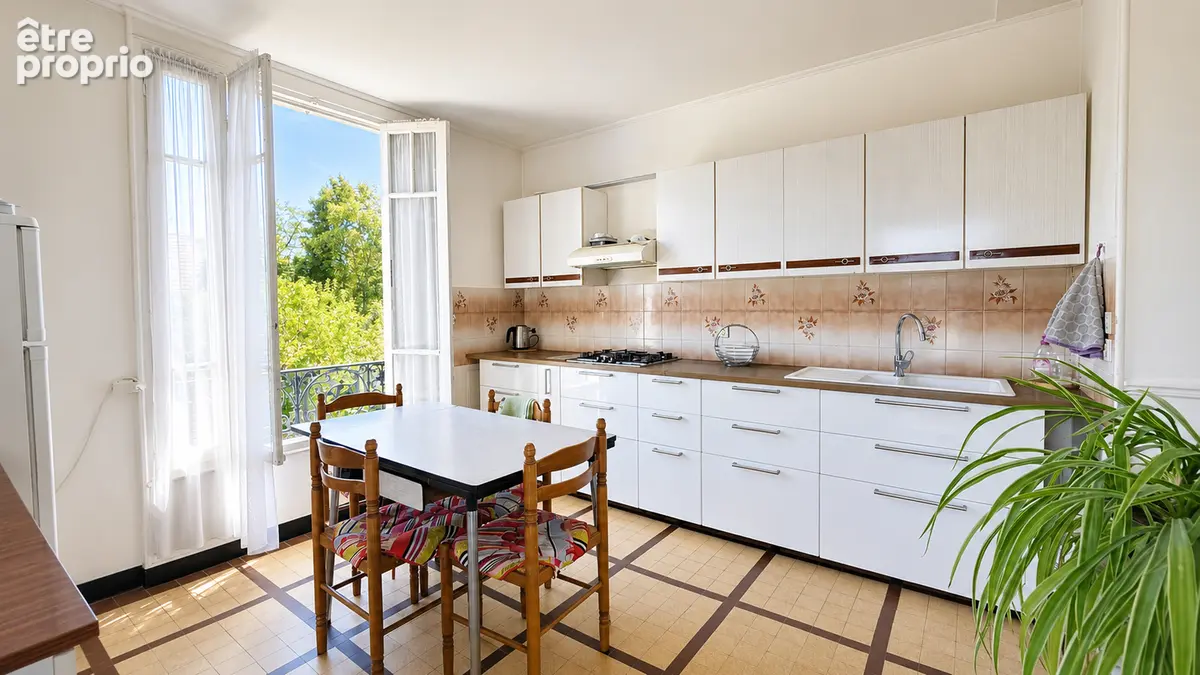 Charmante maison indépendante de 5 pièces avec jardin arboré - photo 8