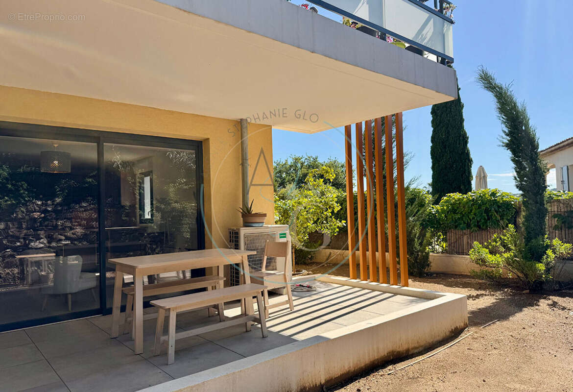 Appartement à COGOLIN