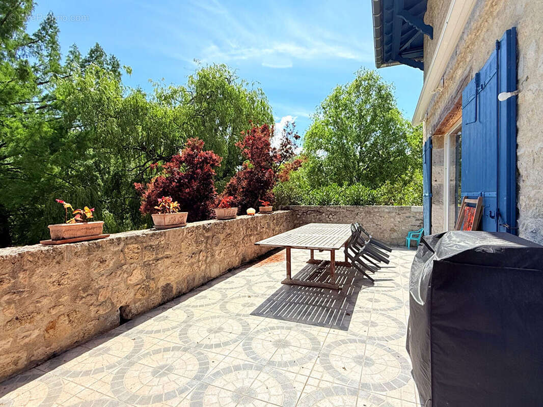 Maison à CLERMONT-DESSOUS