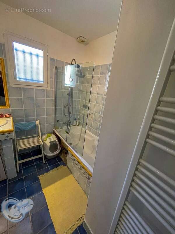 Maison à MONTBRUN-LES-BAINS