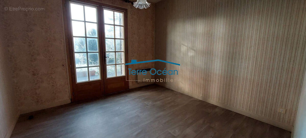 Maison à PONT-L'ABBE-D'ARNOULT