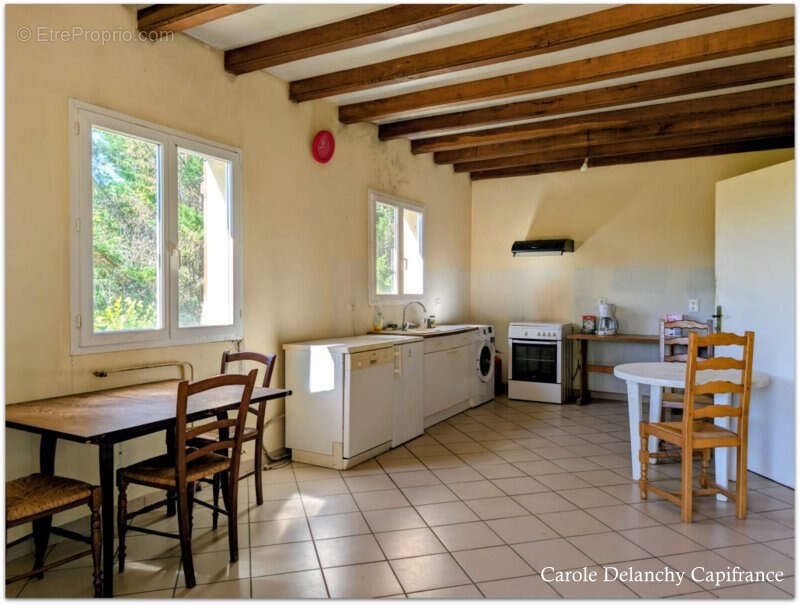 Maison à MAUMUSSON-LAGUIAN