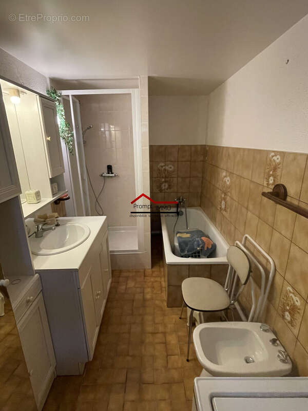 Maison à ROYERE-DE-VASSIVIERE