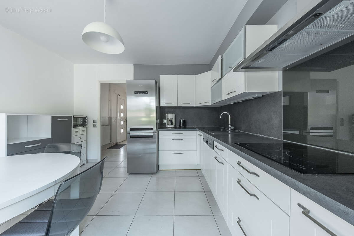 Maison 108 m2   4 chambres   coin-lès-cuvry (57420) - photo 8