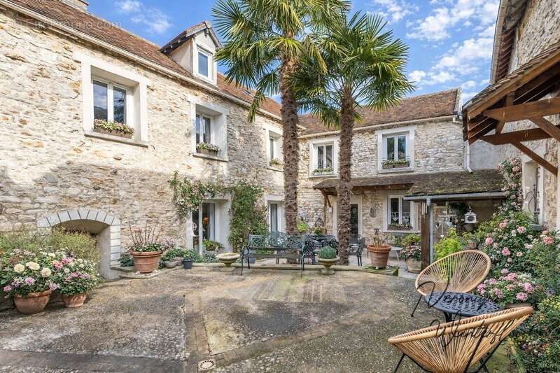Maison à GUERVILLE
