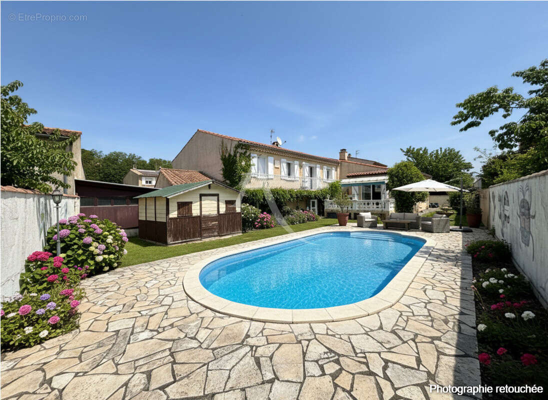 Carcassonne, maison familiale avec piscine et garages - photo 3
