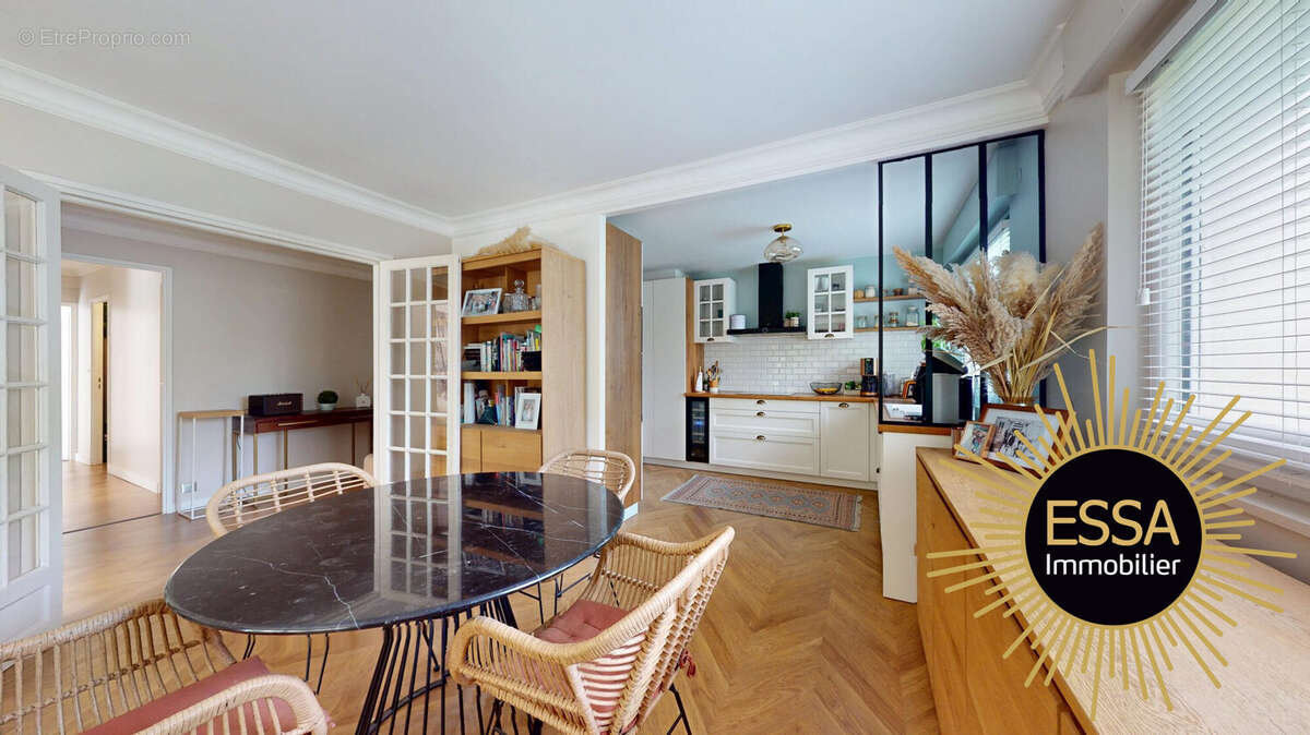 Appartement à VELIZY-VILLACOUBLAY
