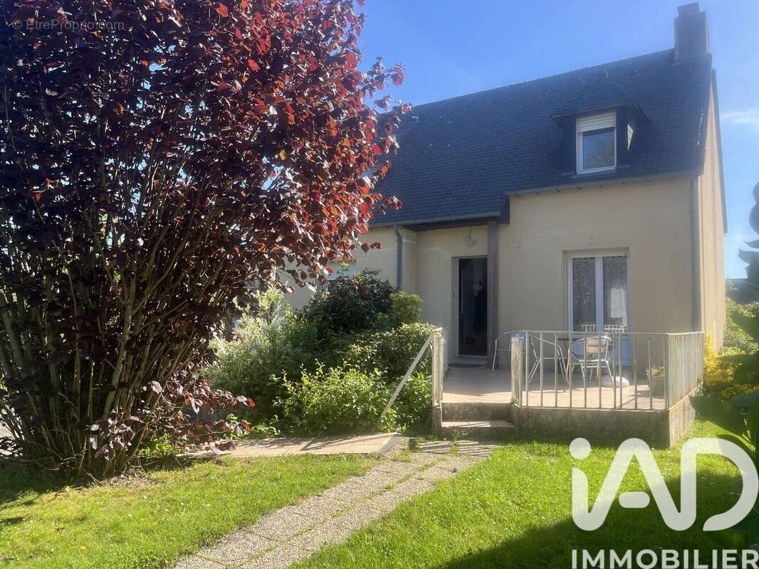 Photo 1 - Maison à MINIAC-MORVAN