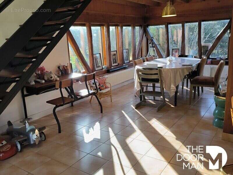 Maison à COURGEOUT