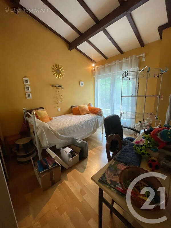 Maison à GUITRES