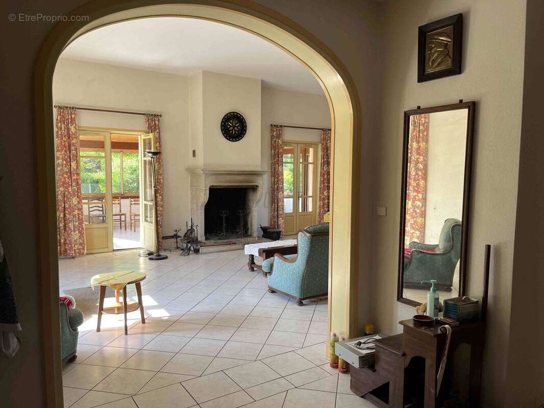 Maison à SIMANDRE