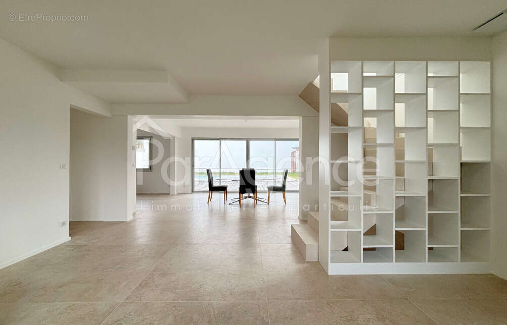 Maison à VAUX-SUR-MER